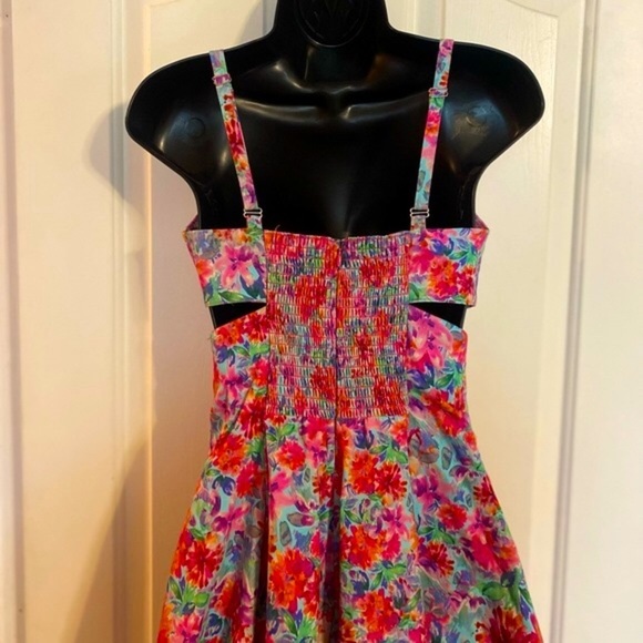 “AMANDA UPRICHARD” Floral & Chain Flared Dress - Picture 8 of 13